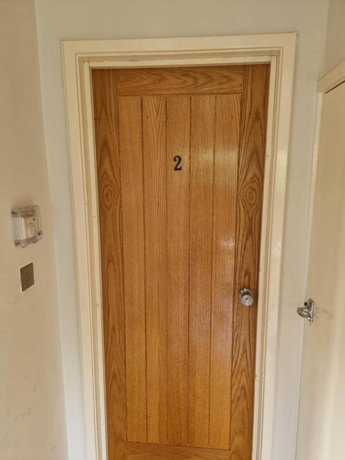 Double Bedroom With View To The Garden Oxford Exterior foto